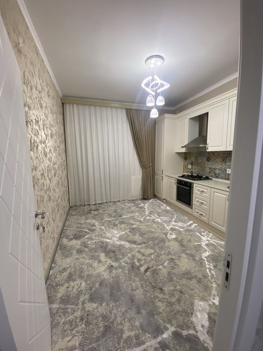 Sotiladi! Assalom Maxtumquli, 1/8/9