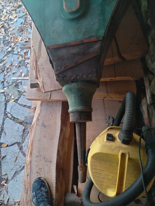 Продавам много стара ковашка духалка за оджак перфектна и до днес