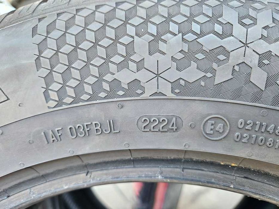 2бр. 225/65 R17 зимни CONTINENTAL TS870P 2024г. 8мм