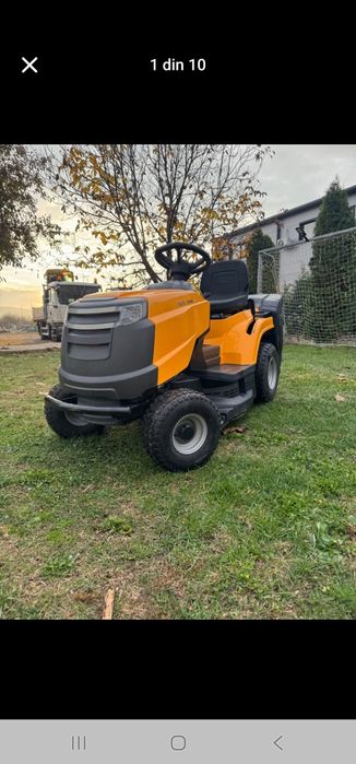Vând tractoras gazon Stiga