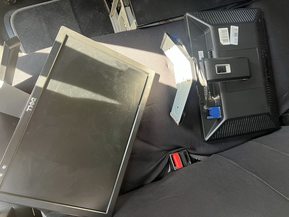 Монитори Dell за компютър