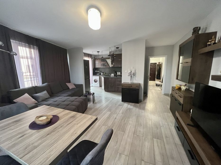 Голям двустаен апартамент в Сарафово