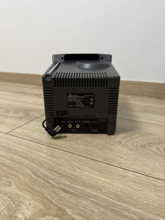 Televizor portabil Roadstar