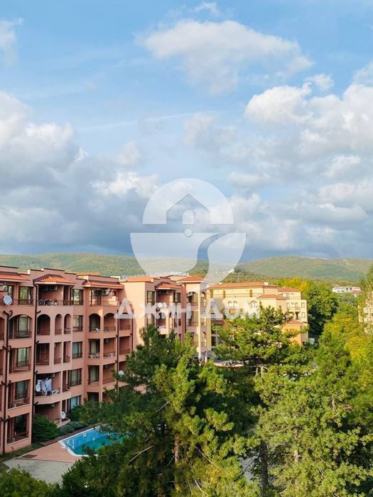 Продава се Двустаен апартамент в к.к. Слънчев бряг - 63 кв.м за 1127 €/кв.м - Снимка #8