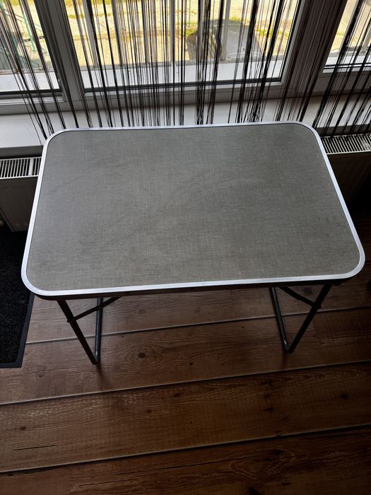 Masă pliantă portabilă – ideală pentru balcon, camping sau bucătărie