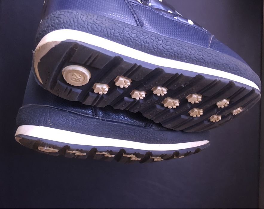 Сет Унисекс Зимно Яке с каракул, ботуши-апрески, блузка с пайети - 3г