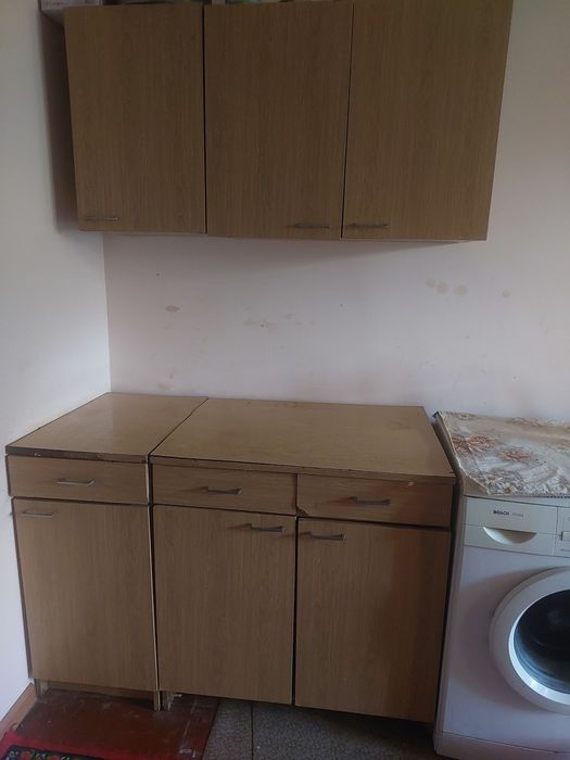 Кухонный гарнитур сатылады, бахасы 200минг сум