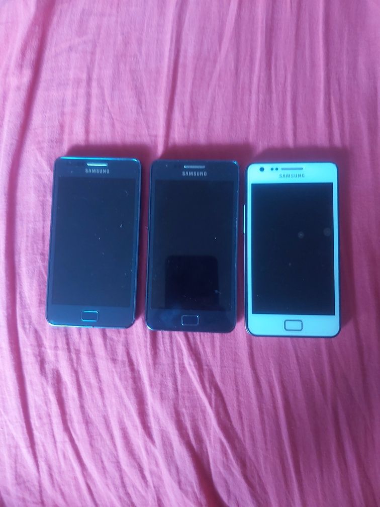 Samsung S4 plus,Huawei CHC-U01