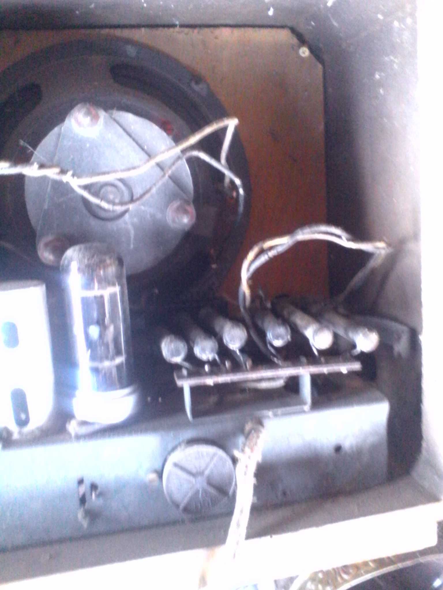 Radio vechi  pe  lampi Carpati S 545 U Radio Popular