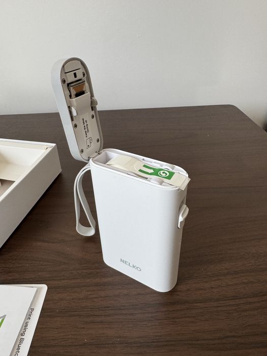 Imprimanta termica etichete NELKO Bluetooth cu cablu USB-C si etichete