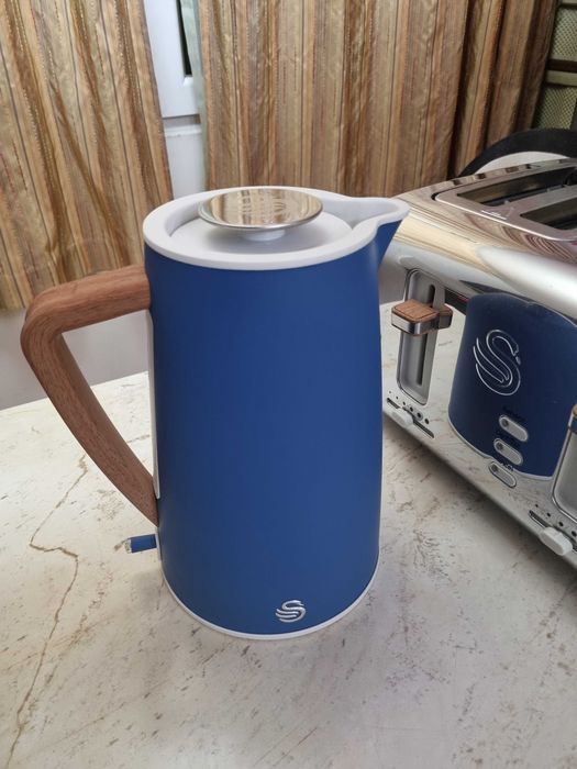 Тостер  SWAN оригинален.