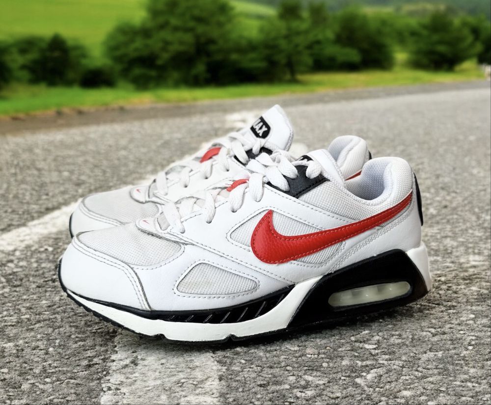 Nike Air Max IVO  (35.5) Маратонки