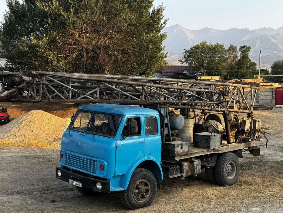 Буравой машина ба 15 идеальное состояние да  комплект