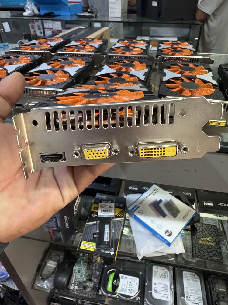 Zotac gtx 750ti 2gb 128bit ddr5  holati idealni