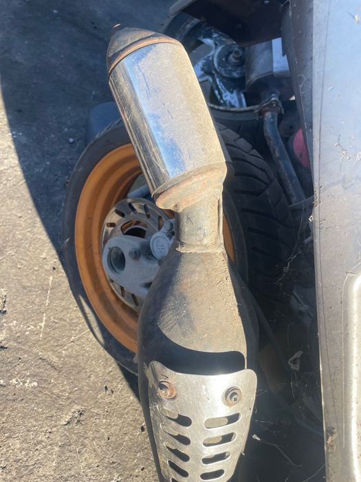 Продава се мотор цял или за части