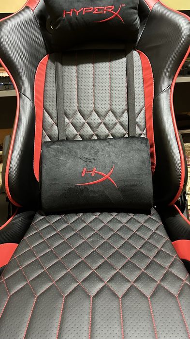 O'yin Kreslosi HyperX Blast core 200kg velyur yostiqchali