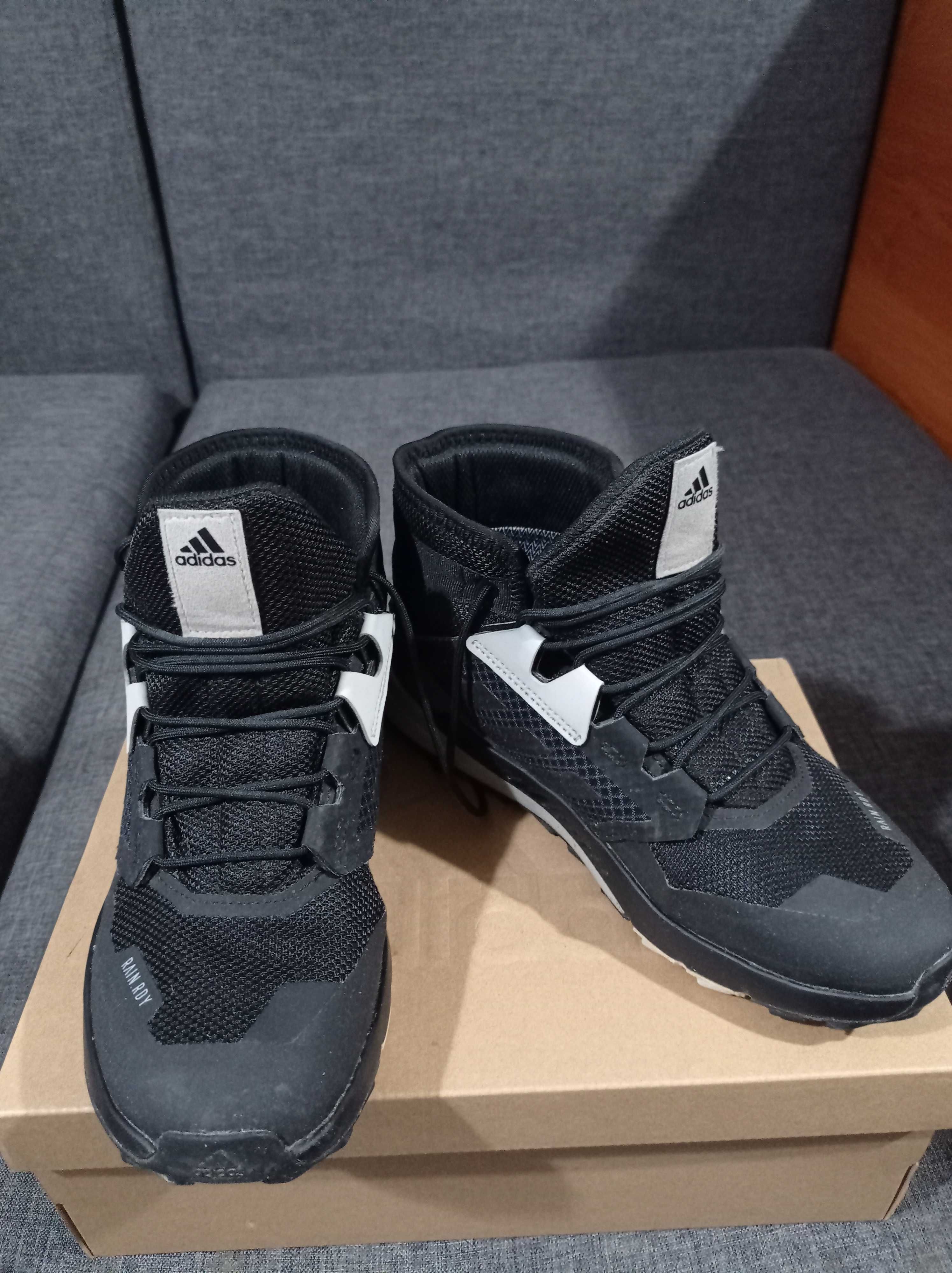 Дамски маратонки Adidas Terex rain dry