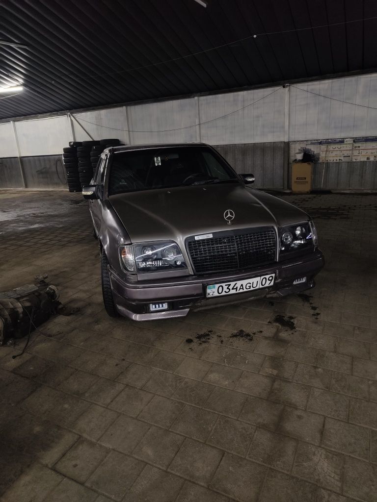 Продам мерседес w124