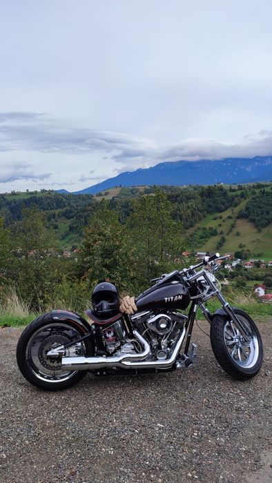 Titan RoadRunner (Harley Davidson Softail)
