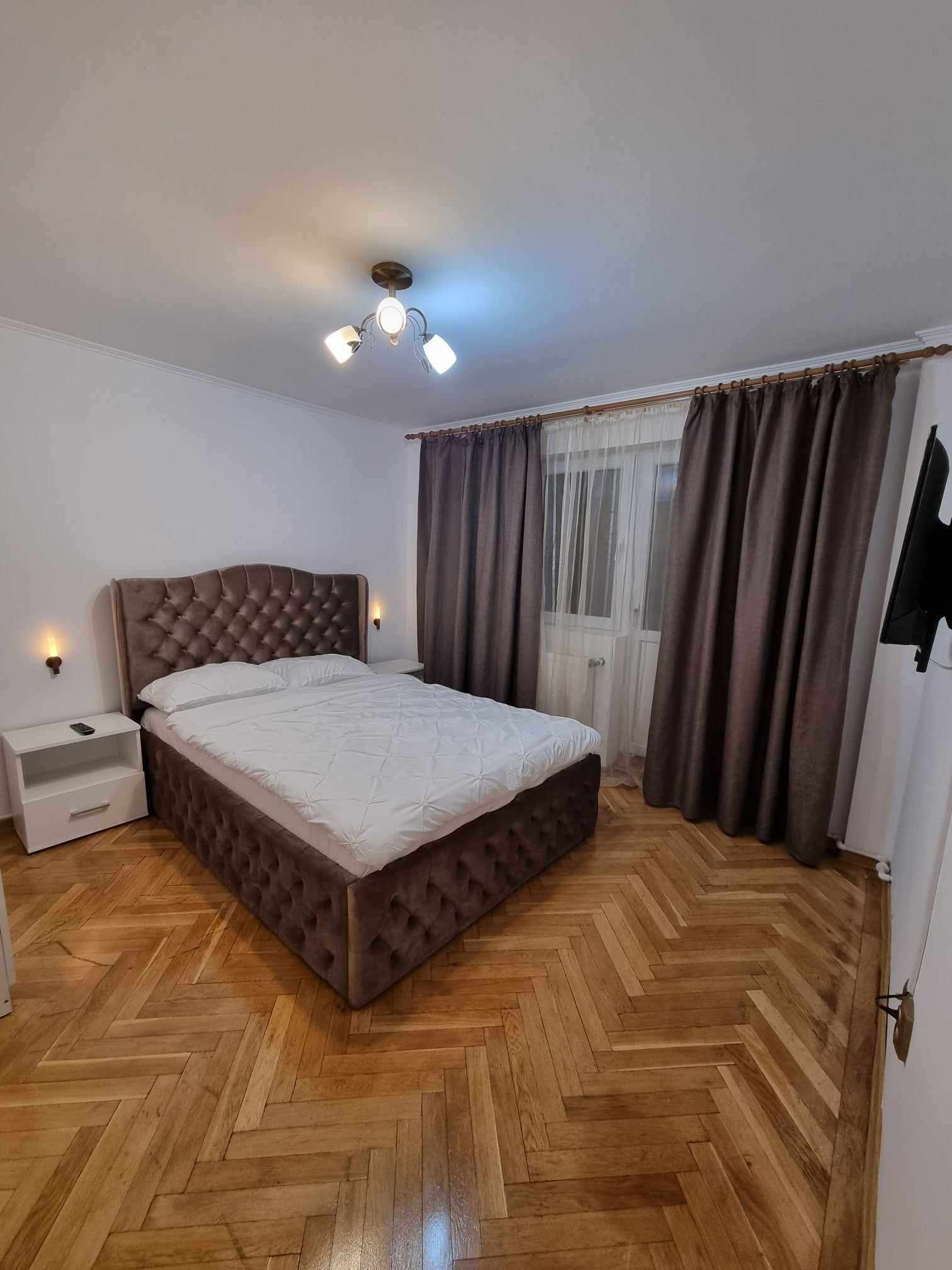 apartament cu 2 dormitoare in centru