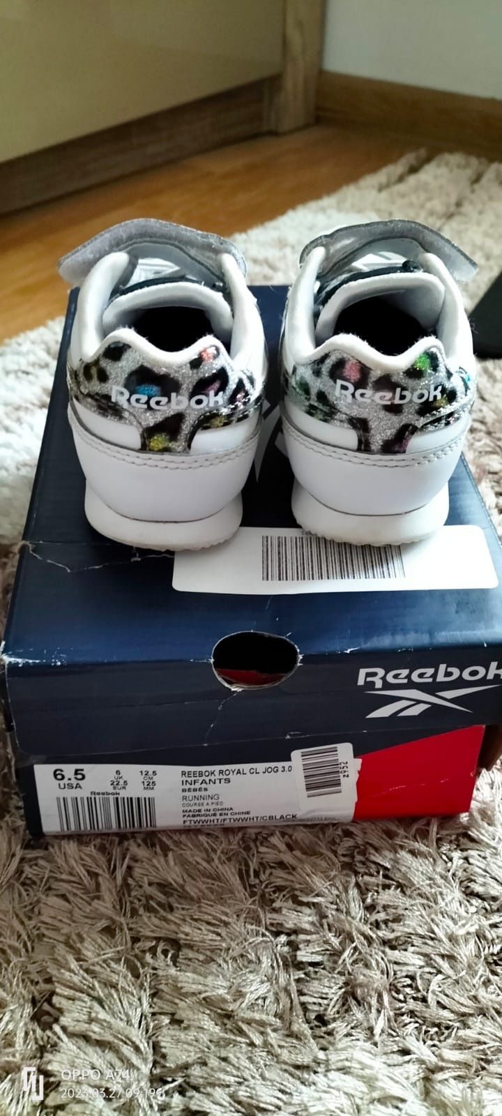 Adidasi fete Reebok marime 22.5