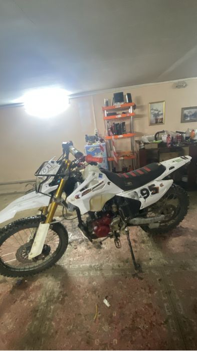 Продам мотоцикл на водянке 250сс