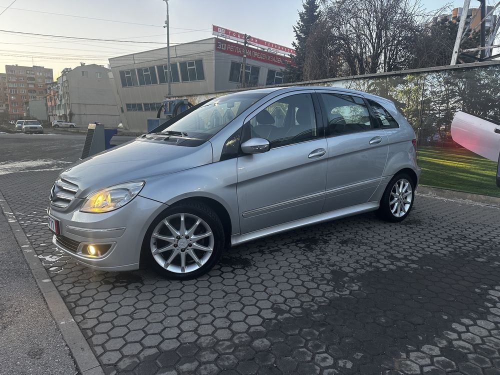 Мерцедес Б200 Дизел 2008 РЕГИСТРИРАНА