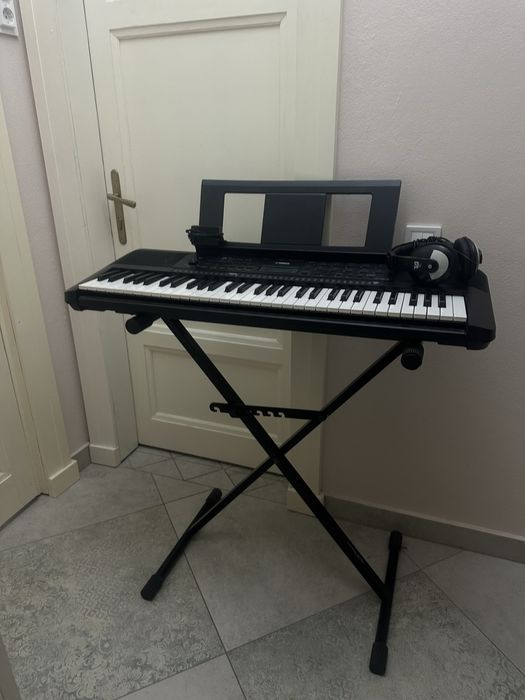 Orga electronica cu casti incluse