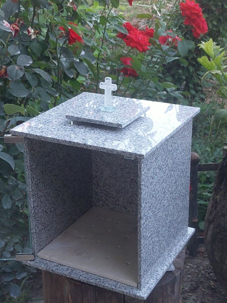 Felinar  marmură cimitir candelă granit