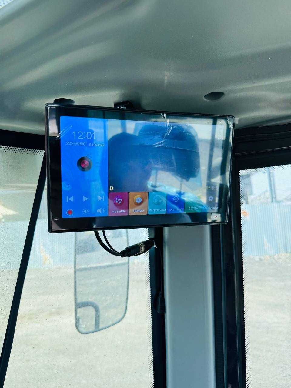 Фронтал погрузчик Lugong LM 930 нактга