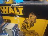 Ferăstrău circular Dewalt DWS 778 și circular de mâna