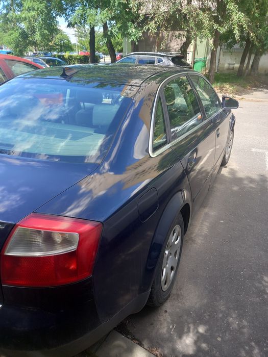 AUTOTURISM audi a4b6