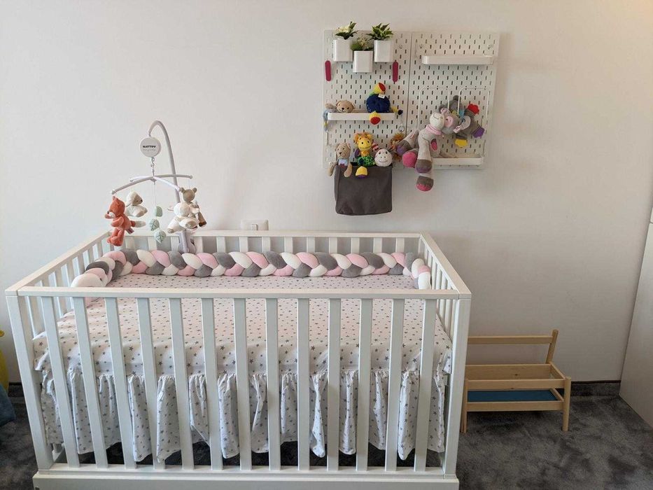 Vand 2 Patute copii  cu saltele incluse, din Lemn Masiv 140x70cm