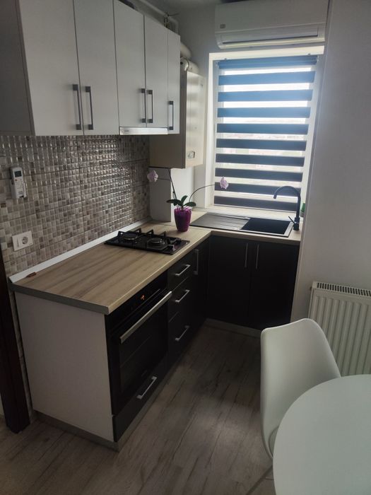 Inchiriez apartament 2 camere bloc nou
