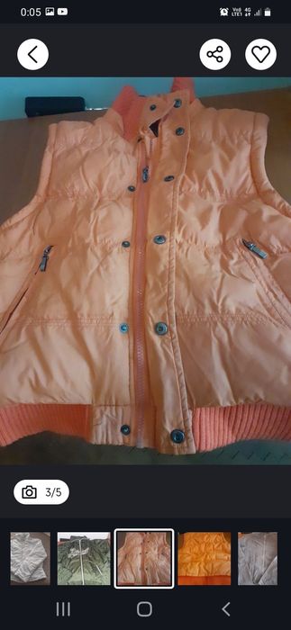 Дамски боти и ботуши и якета.