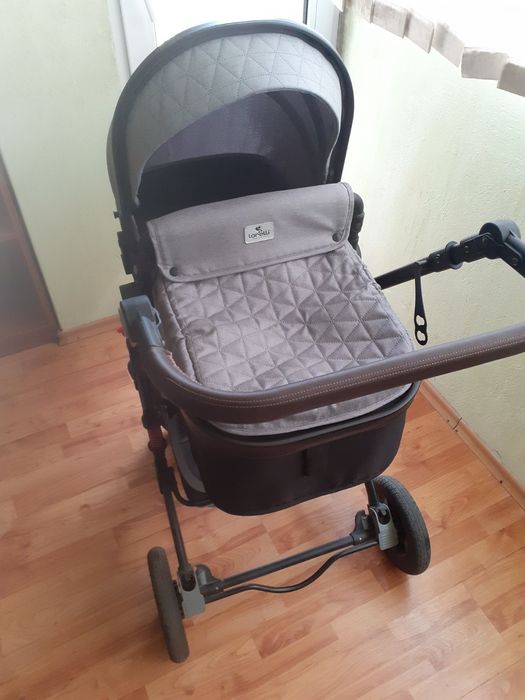 Бебешка количка Lorelli