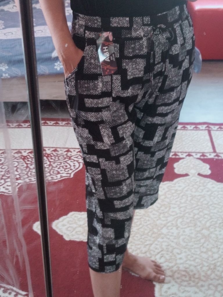Pantaloni damă evazați 3 sfert