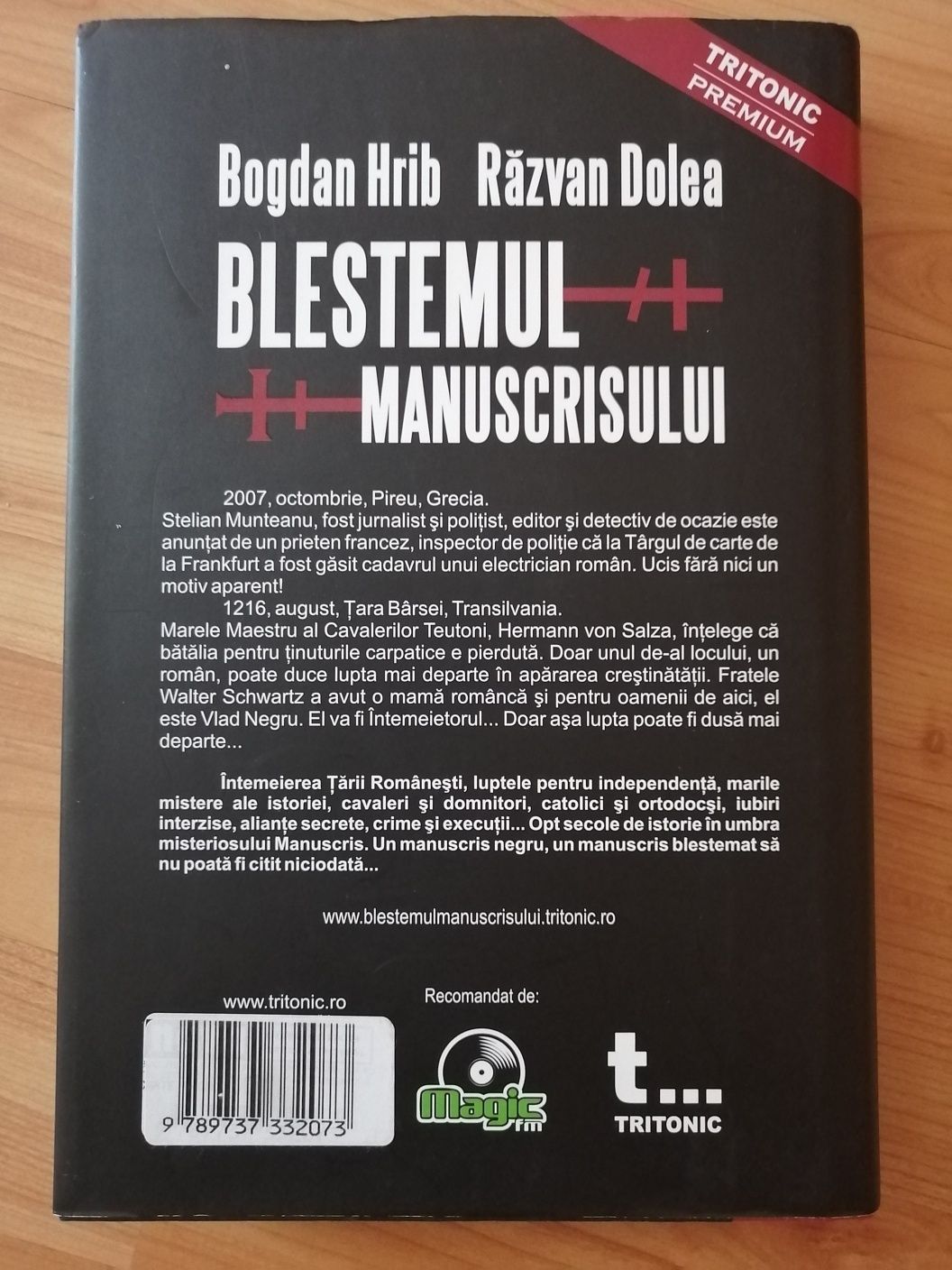 Blestemul manuscrisului-Bogdan Hrib si Răzvan Dolea