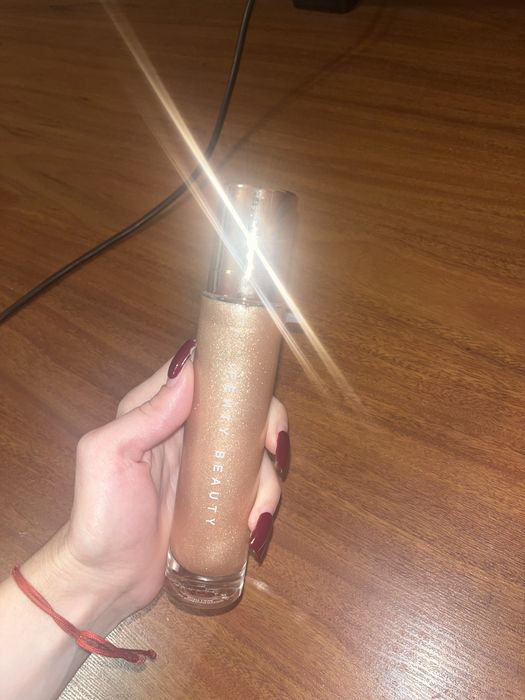 Fenty Beauty Body Lava Body Luminizer - Who Needs Clothes?!