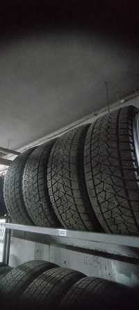 215/60 R17  Bridgestone Blizzak DM-V2