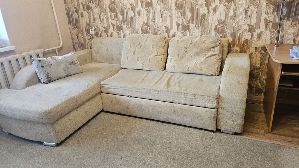 Отдам бесплатно диван