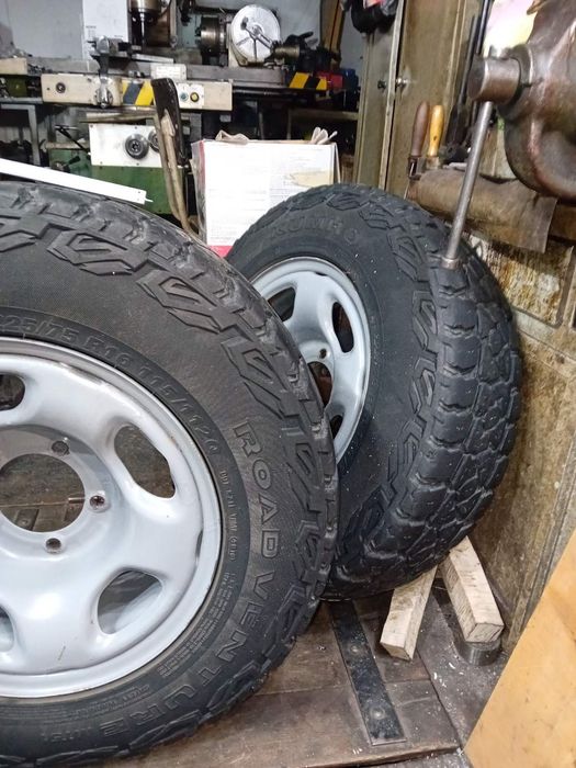 Гуми с Джанти за Сузуки Витара