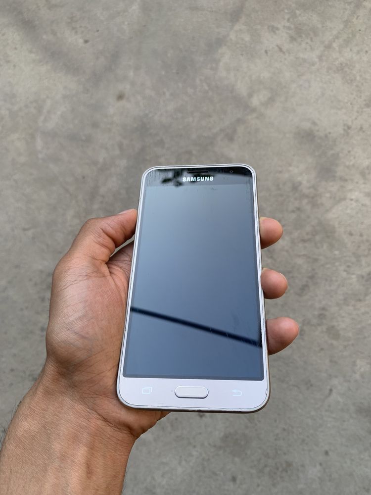 Samsung j3 2016 hotirasi 8gb