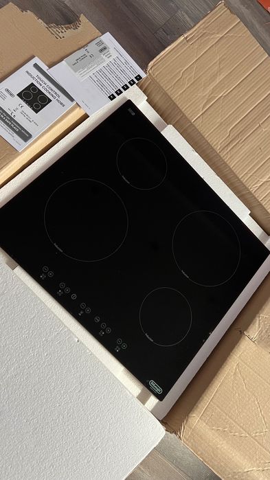Plită inducție DeLonghi 60 cm
