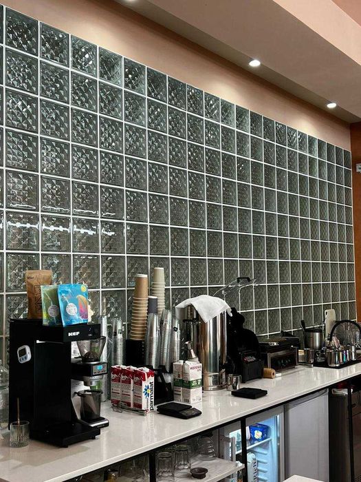 Стеклоблок бесцветный Pyramid алмаз 19х19х8 Чехия