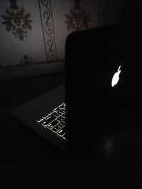 Macbook 2011mid core i5