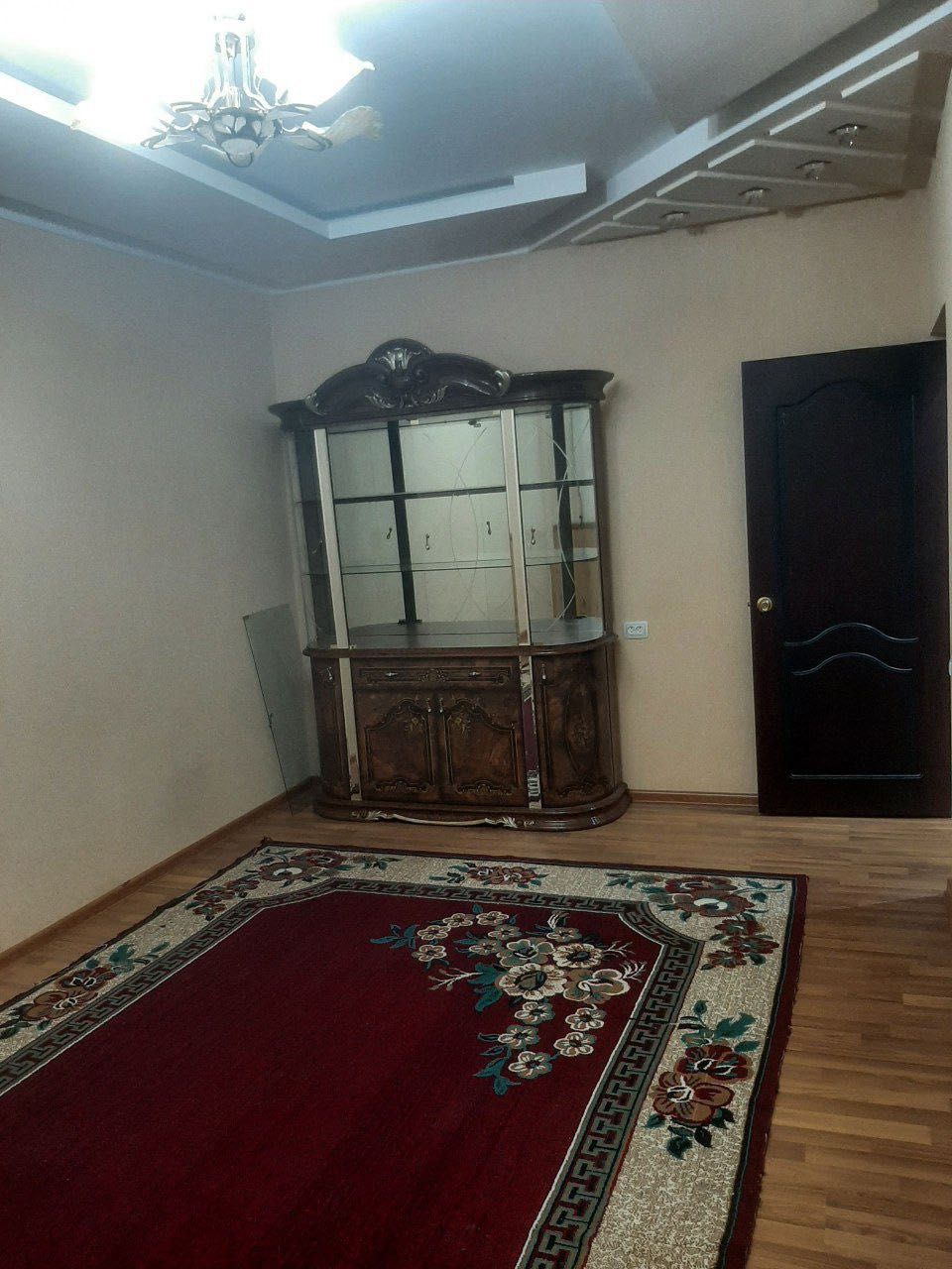 Yunusobod 14-kvartal 4/2/4 ijaraga beriladi