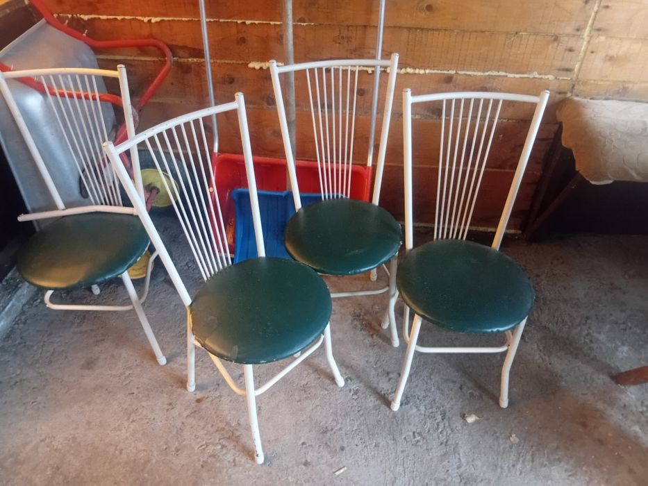 Стулья для дома и гостинной