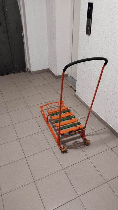 Продам санки на зиму.