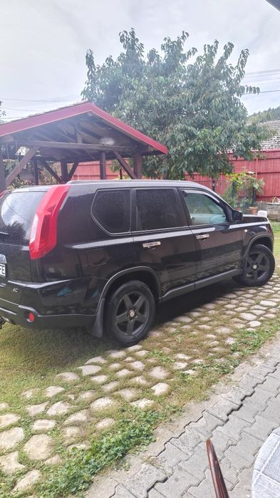 Nissan X-trail 2011